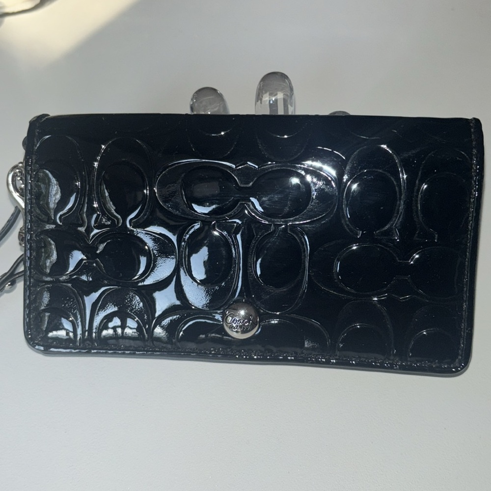 Coach Black patten leather wristlet Accessories - Picture 2 of 16